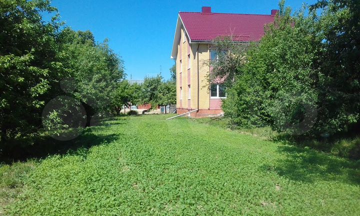 Дом 200 м² на участке 20 сот.