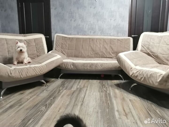 Продам диван и 2 кресла