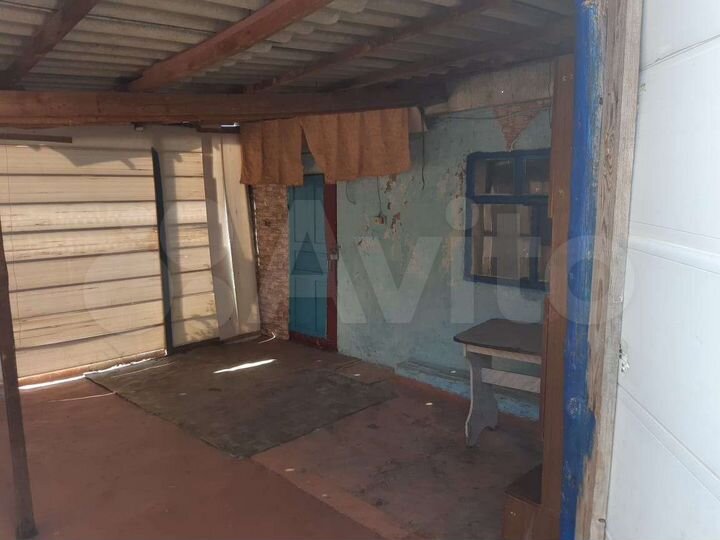 Дом 28 м² на участке 10 сот.