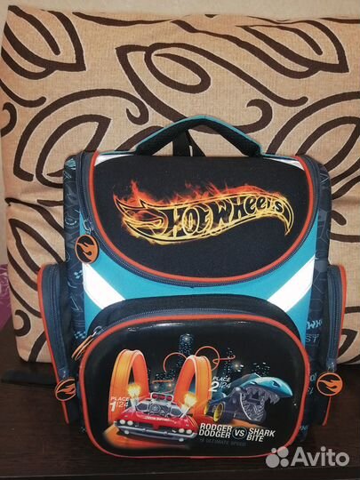 Школьный рюкзак