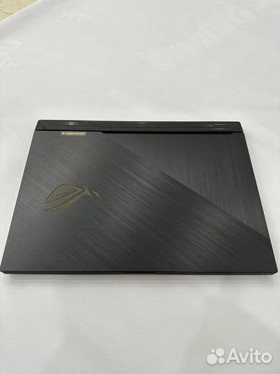 Asus rog strix g17