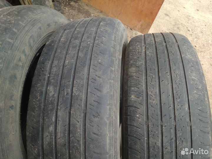 Dunlop Grandtrek ST30 225/65 R17 102