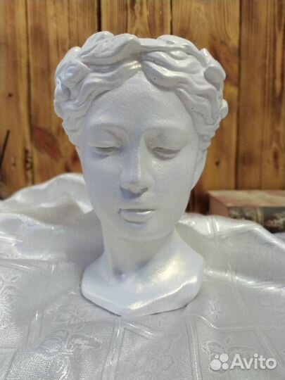 Кашпо Девушка