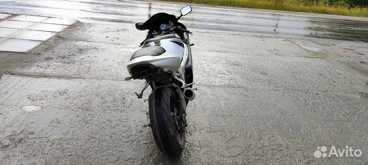 Suzuki gsx-r 750