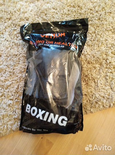 Боксёрские перчатки venum Elite Neo Black