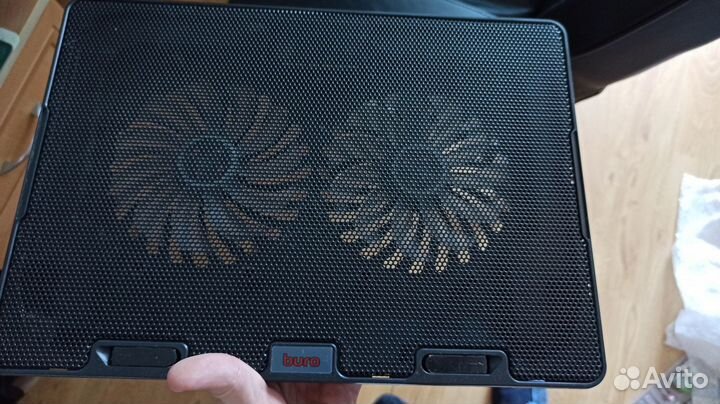 Охлаждающая подставка для ноутбука