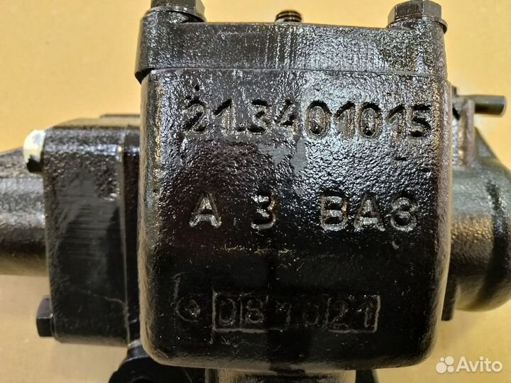 Механизм рулевой под гидроус. с сошкой LADA 4x4