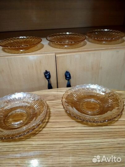 Тарелки малые для десерта