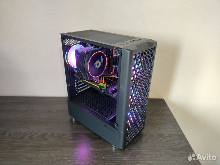 Игровой пк Intel 10 Ядер/Rx 5700