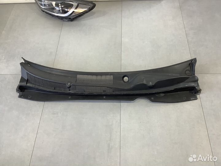 Жабо Kia Sportage SL 2010