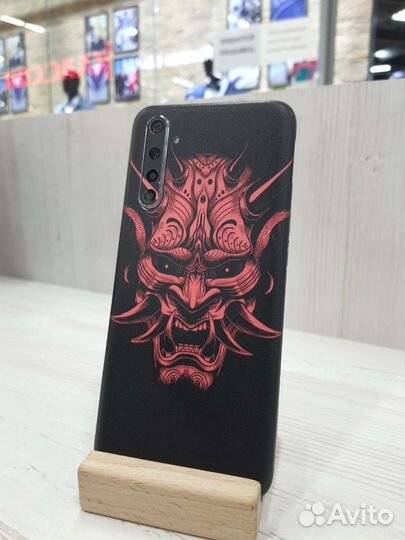 Защитная плёнка бронепленка на телефон смартфон