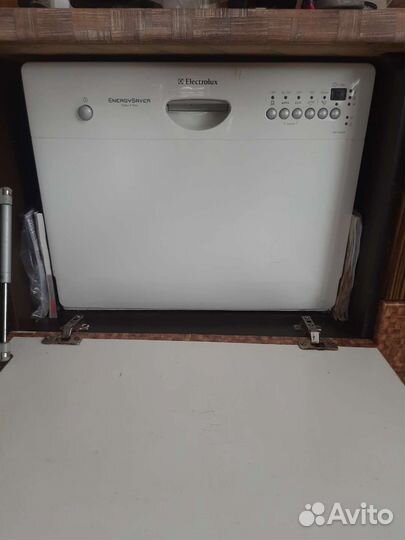Посудомоечная машина Electrolux 60