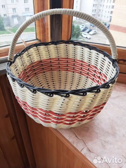 Корзина плетеная