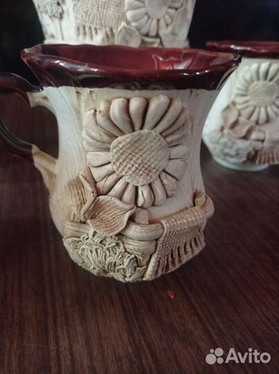 Кувшин с бокалами