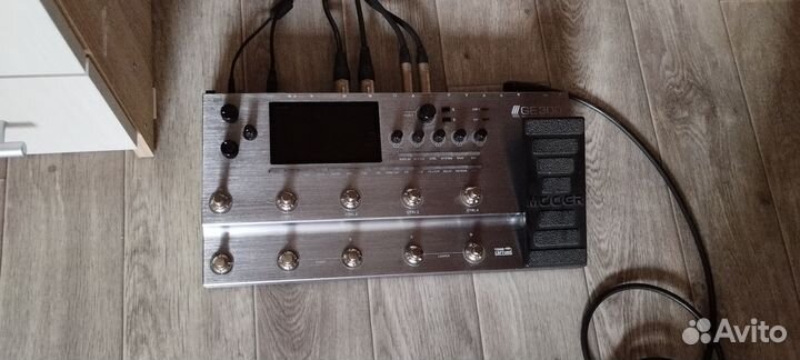 Гитарный процессор mooer GE300