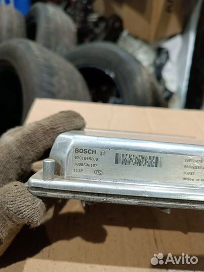 Блок управления двигателем Volvo s60,s80,xc70,xc90