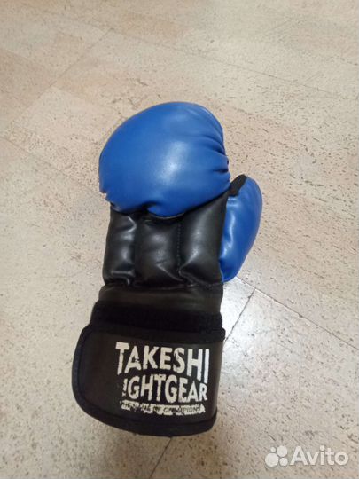 Перчатки для рукопашного боя