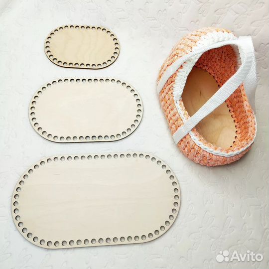 Кровать игрушечная для куклы с постелью не икеа