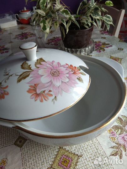 Салатник-супница