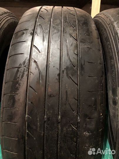 Dunlop SP Sport LM704 215/65 R16 98S