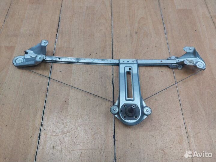 Стеклоподъемник задний левый Opel Zafira B Z18XER