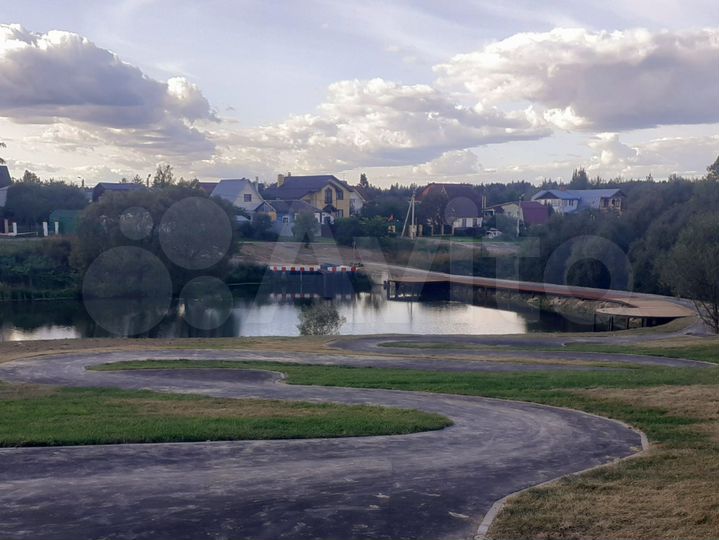 Участок 11 сот. (ИЖС)