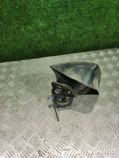 Фонарь Mitsubishi Space Runner (1991-1999)