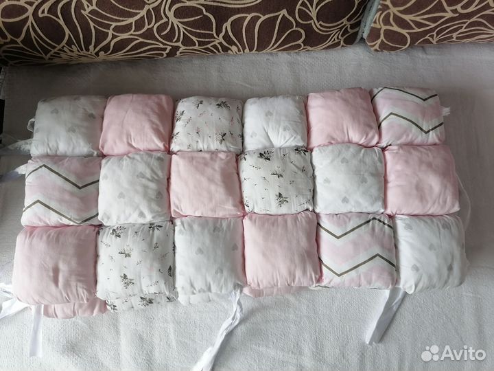 Бортики в детскую кроватку для девочки