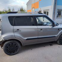 Kia Soul 1.6 AT, 2010, битый, 128 594 км, с пробегом, цена 390 000 руб.