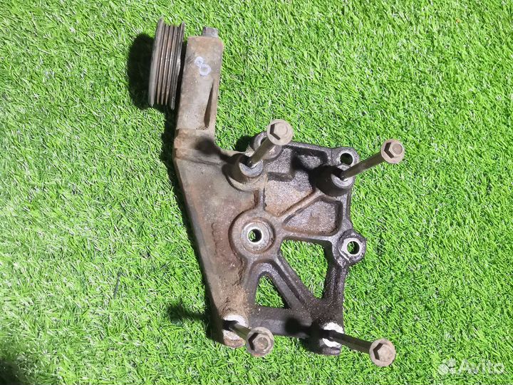 Кронштейн компрессора кондиционера Lifan Breez