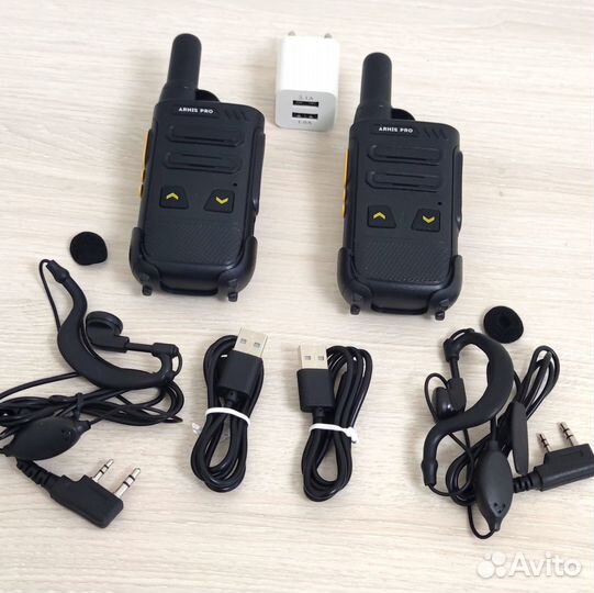 Комплекты раций для сотрудников склада и офиса