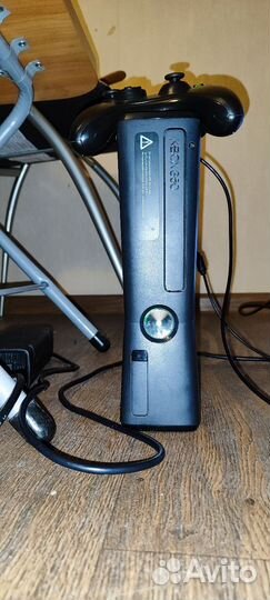 Игровая приставка xbox 360
