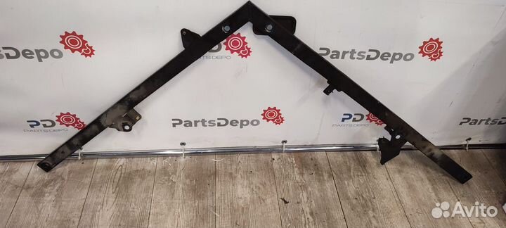 Распорка передняя нижняя BMW 3 series E92 E93 E90