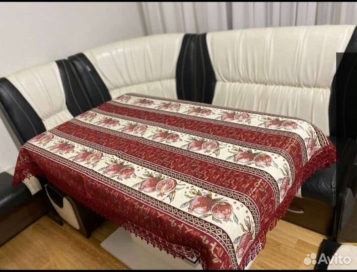 Скатерти армянскимы буквами,гранатами