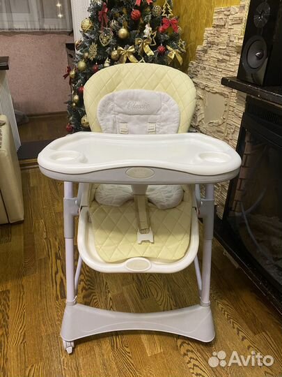 Стульчик для кормления Happy Baby William Classic