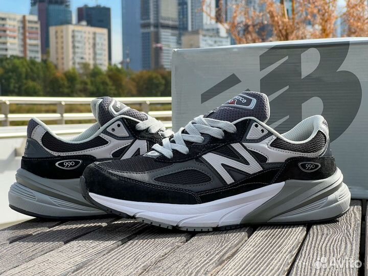 New Balance 990 V6 Black