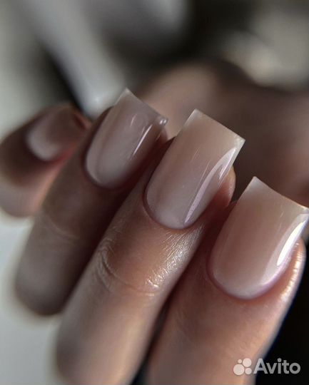 Наращивание ногтей