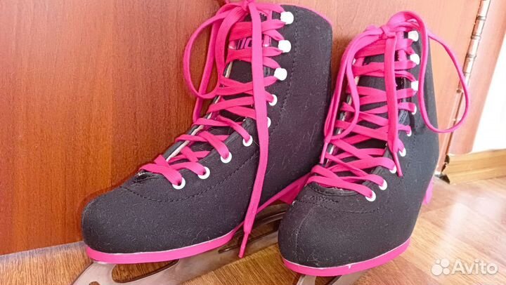 Фигурные коньки женские 39
