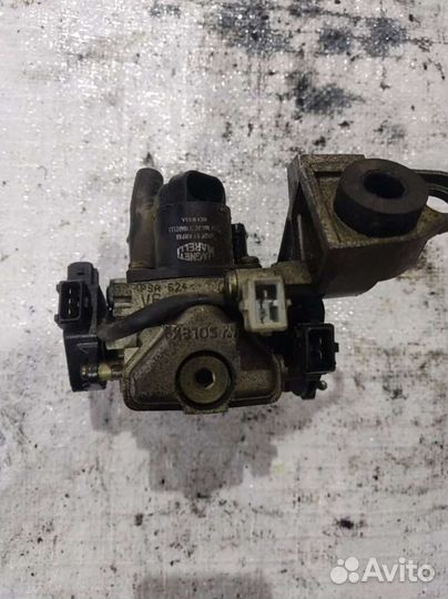 Дроссельная заслонка Citroen Xantia 2000г