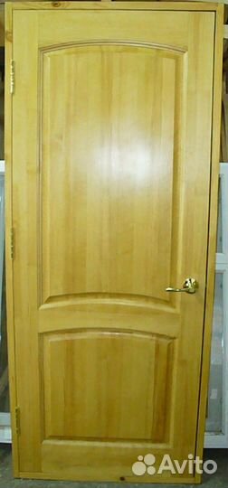 Дверь межкомнатная деревянная