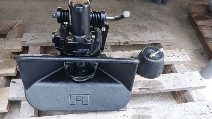 Фаркоп Rockinger 50 усиленный 200kN