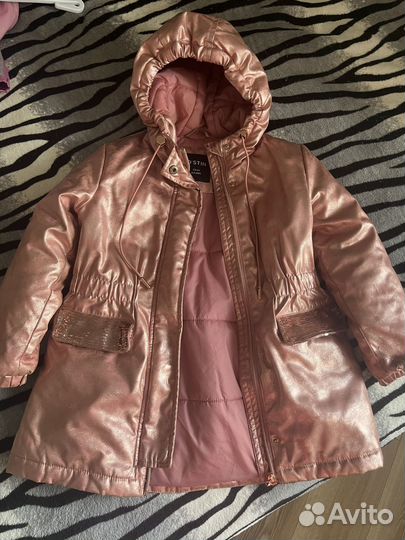 Куртка на девочку