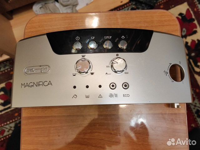 Delonghi Magnifica передняя панель