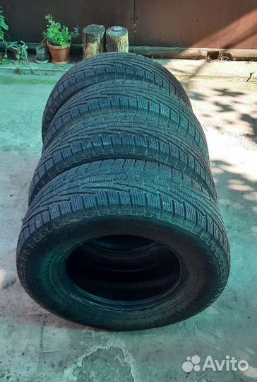 Nokian Tyres Hakkapeliitta R 245/70 R16