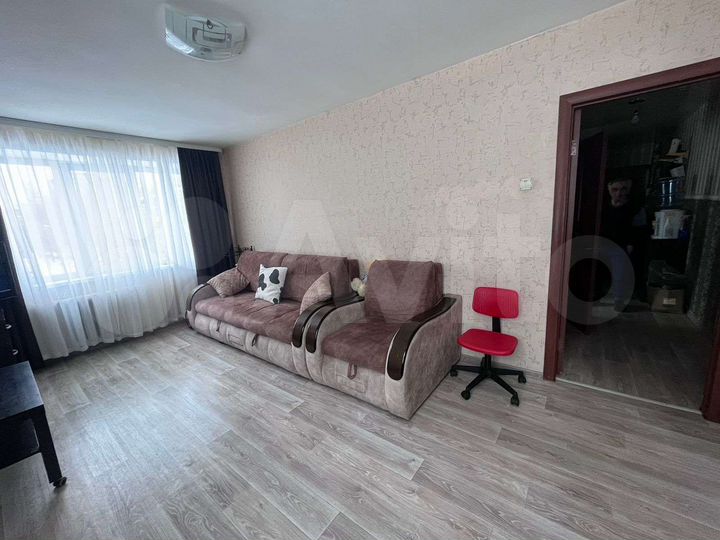 3-к. квартира, 54 м², 2/5 эт.