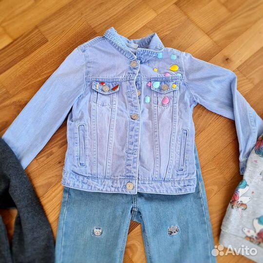 Одежда для девочки пакетом 122-128