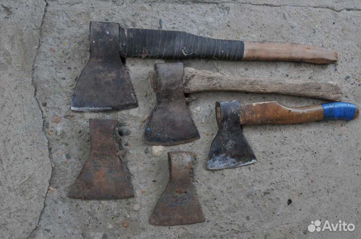 Старинные топоры