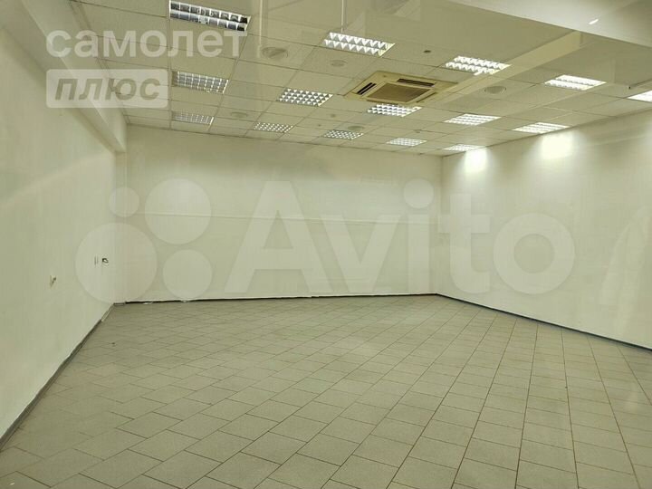 Сдам торговое помещение, 81 м²