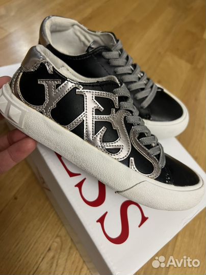 Кеды Guess на девочку