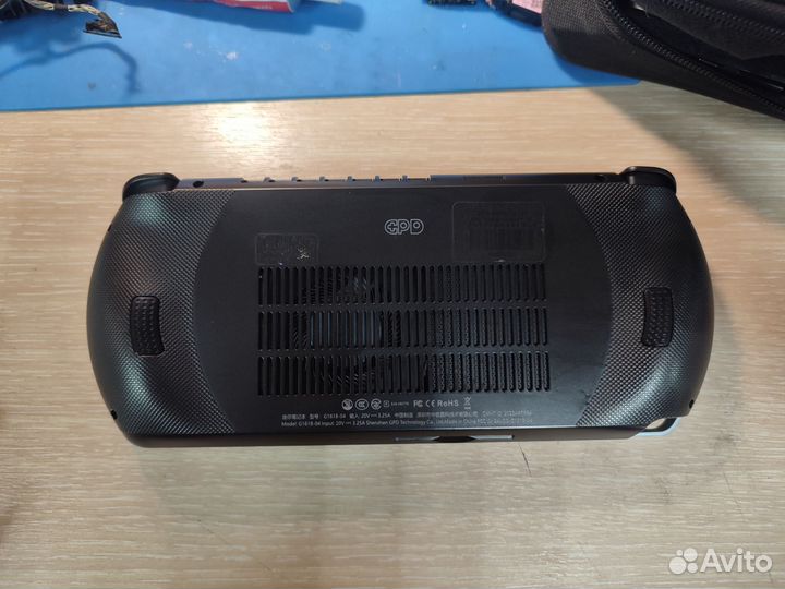 Игровая приставка GPD win 4 7840U 32/2tb